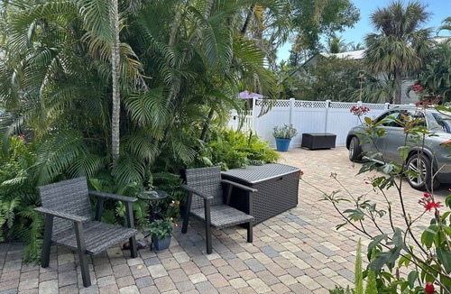Old Naples Cottage | Old Naples Historic Home, Beautiful, Quiet, Ideal Location