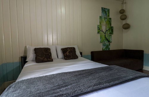 Baguio Bed & Breakfast | Old Orangewood Bed & Breakfast