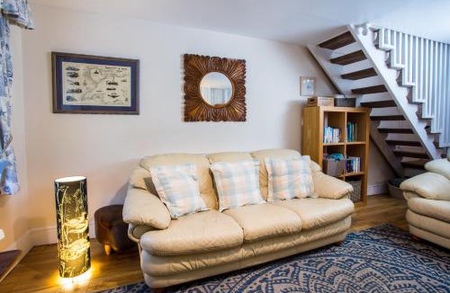Amlwch House | Old Post Office