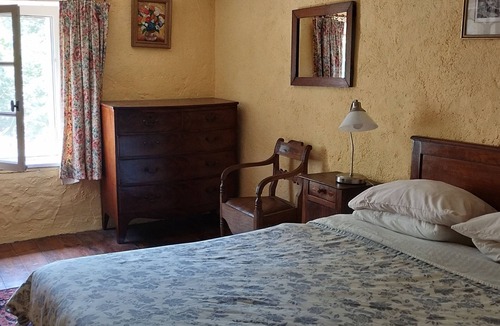Sainte-Engrace House | Old Pyrenean farmhouse in beautiful Sainte-Engrâce. Max 6 adults + one child