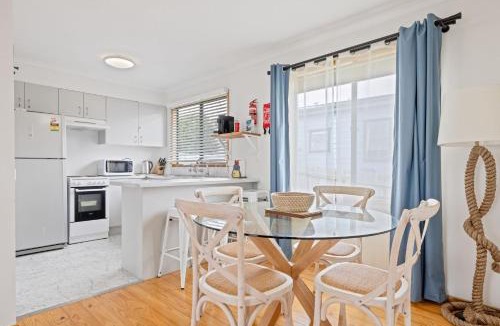 Coronet Bay House | Old Sea Dog's Retreat