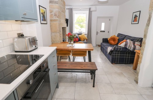 Bewerley Cottage | OLD STONE COTTAGE, family friendly, with open fire in Pateley Bridge