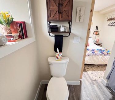 Estevan Bed & Breakfast | Old Stone Inn