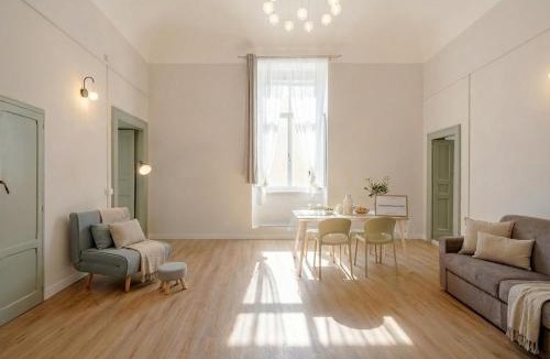 Old Town Apartment | Old Town Charm & Relax – GiuGa’s Home