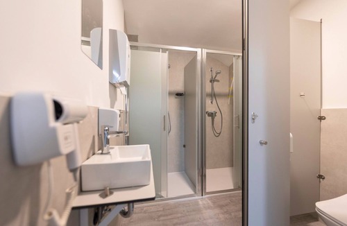 Kranj Hostel | Old Town Guest Accommodation