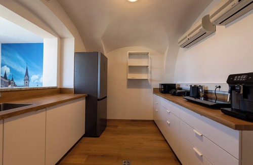 Kranj Hostel | Old Town Guest Accommodation