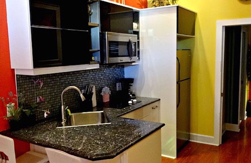 Uptown - Upper Duval Condo | OLD TOWN, STEPS TO DUVAL! 'LA DOLCE VITA' SLEEPS 2-4, 3 BLOCKS TO SOUTHERNMOST