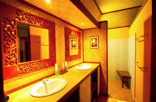 Mae Ai Hotel | Old Tree's House