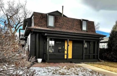 Arvada Apartment | Olde Town Loft-Like 2bed/1bath