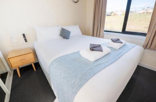 Prospect Hotel | Olde Tudor Hotel