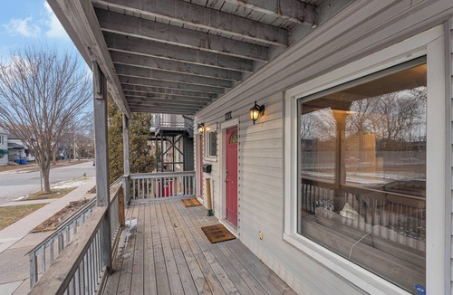 Walkerville Apartment | Olde Walkerville Wonder!