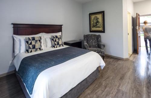 Lephalale House | Olden Rose Place