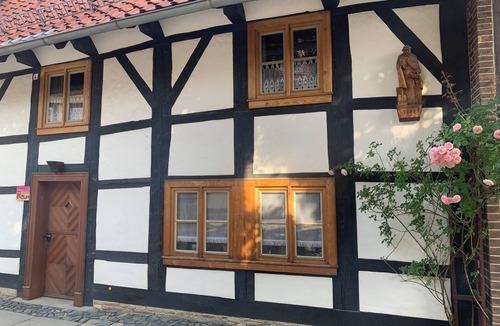 Wernigerode Old Town Apartment | oldest house in the city, 2min to the town hall, Brockenbahn, various shops