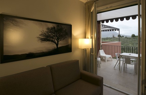 Paceco House | Olea Court Resort