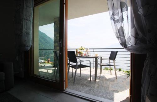 Argegno Apartment | Oleandri Dream