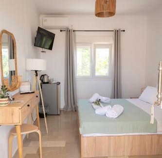 Eresos-Antissa Hotel | Olia's Rooms