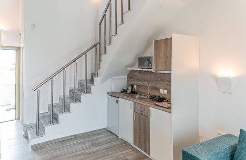 Nikita House | Oliva Suites