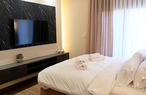 Larissa Apartment | Olive City Suites