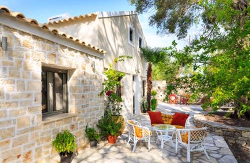 Lakka Villa | Olive Cottage