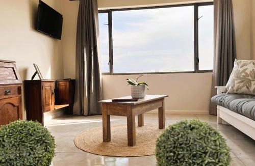 Addo House | Olive Grove Addo