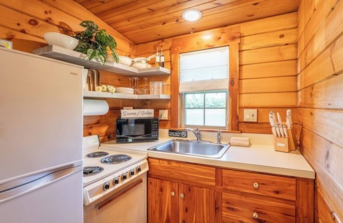 Millersburg Cabin | Olive Leaf/Fields of Home