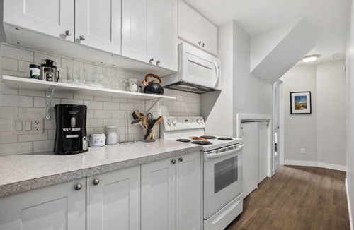 Invermere Apartment | Olive & Onyx | Fire Pit | Pet-Friendly | Central