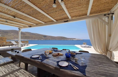 Kithnos Villa | Olive's Coast Seafront Villa