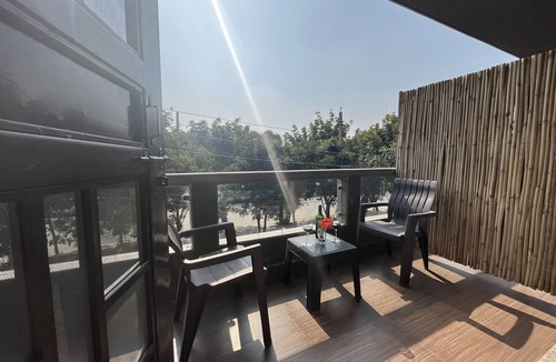 Sushant Lok Apartment | Olive Service Apartments Artemis Gurgaon
