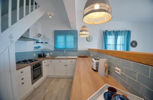 Alonnisos Old Town Villa | Olive Tree House