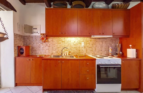 Choumeriakos House | Olive Valley Traditional House