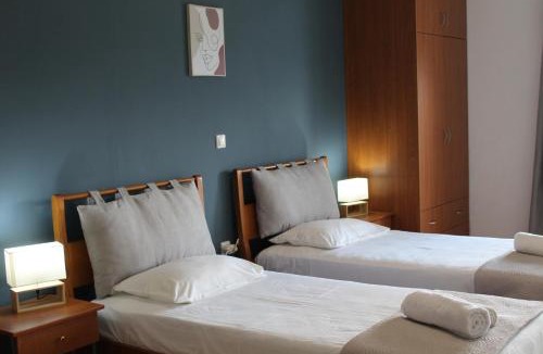 Korfalonas Apartment | Olive View