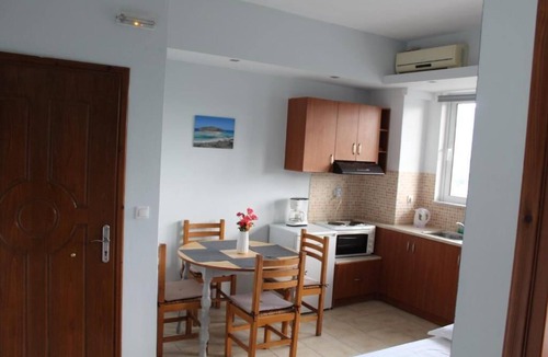 Korfalonas Apartment | olive view