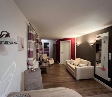 Untervalme Apartment | Oliver