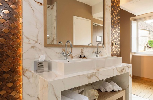 Puligny-Montrachet Hotel | Olivier leflaive
