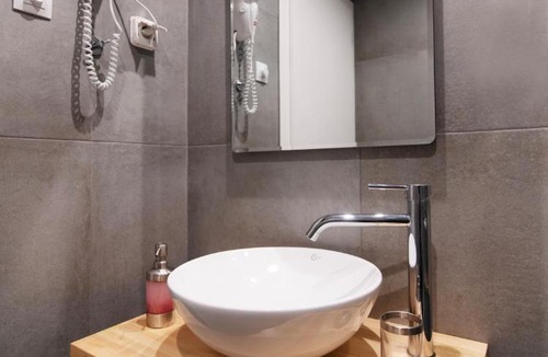 Ampelokipoi Hotel | Olvia Suites