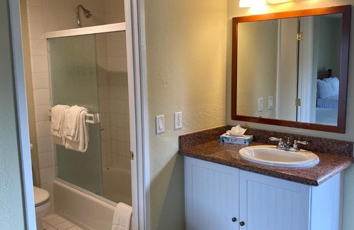 Pacific Grove Hotel | Olympia Lodge