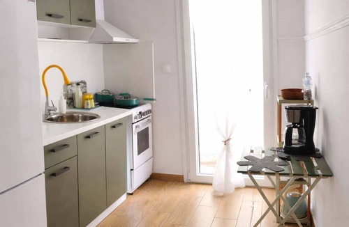 Dio-Olympos Apartment | Olympus Cozy Mountain View Escape with Balcony