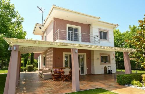 Anatolikos Olimpos Villa | Olympus Riviera Modern Luxury Villa in Leptokarya