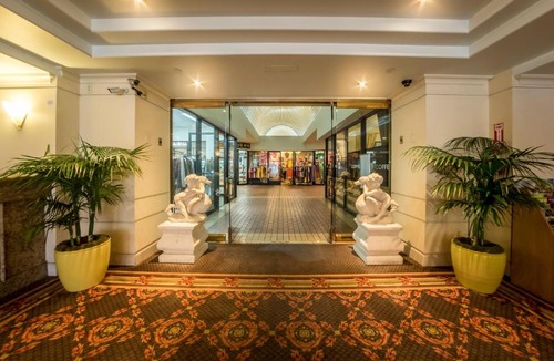 Pico-Union Hotel | Olyver Hotel