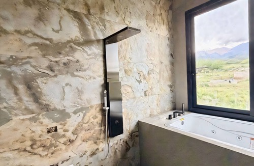 Tupungato Hotel | Om Ifinity Lodge