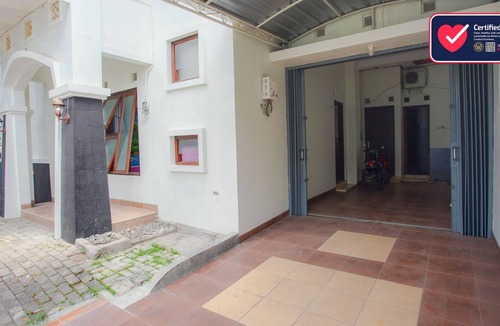 Yogyakarta House | Omah Eraai Homestay