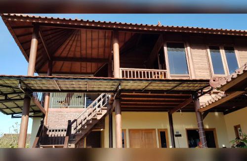 Batu Villa | Omah Kayoe Elok