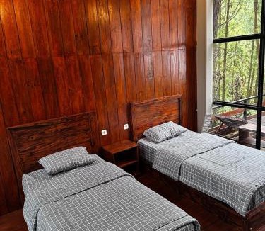 Sukapura Cabin | Omah kayu bromo