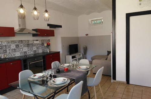 Formigny House | OMAHA BEACH COTTAGE BETWEEN EARTH AND SEA