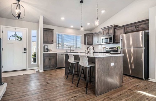 Elkhorn House | Omaha Charm! Cozy Comfort home in the heartland
