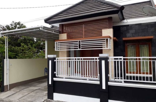 Mlati Villa | Omahkoe Jongke