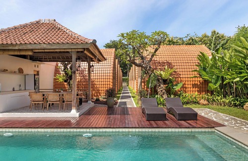 Pecatu Villa | omaneil