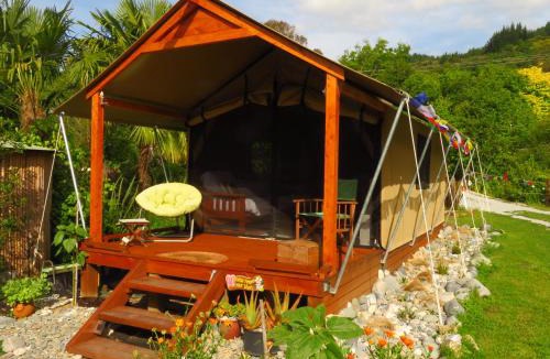 Pohara Other | Omarama Oasis - Permaculture Glamping