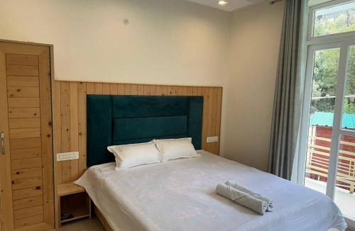 Bhagsu Nag House | OmiHomeStay