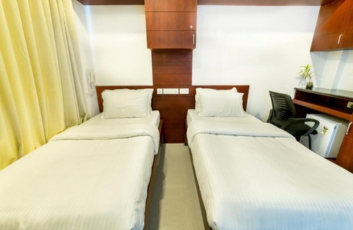 Kochi Hotel | Omnest